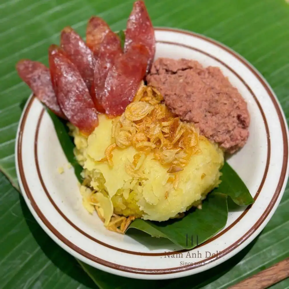 Hình ảnh Xôi Xéo Pate + Lạp Xưởng
