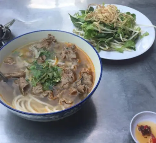 Hình ảnh Bún bò tái