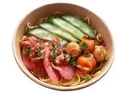 Hình ảnh Mì xào thập cẩm viên
