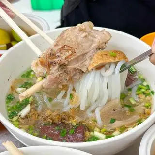 Hình ảnh Bánh canh sườn thập cẩm