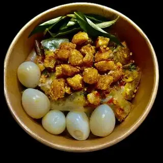 Hình ảnh Phơi sương trộn sate tỏi - tóp mỡ - trứng lòng đào