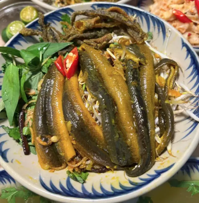Hình ảnh Miến trộn lươn mềm