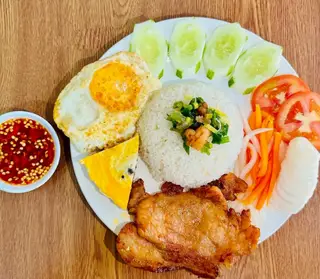 Hình ảnh Cơm Tấm Sườn