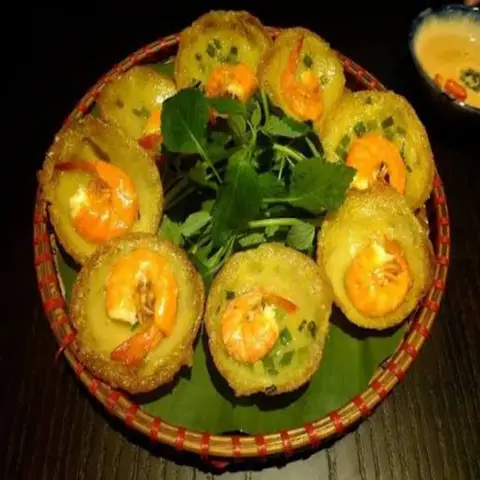 Hình ảnh Bánh Khọt Vũng Tàu Gốc Cây Xoài - Nguyễn Thị Ai