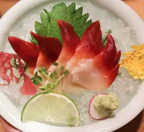 Hình ảnh Sashimi sò đỏ