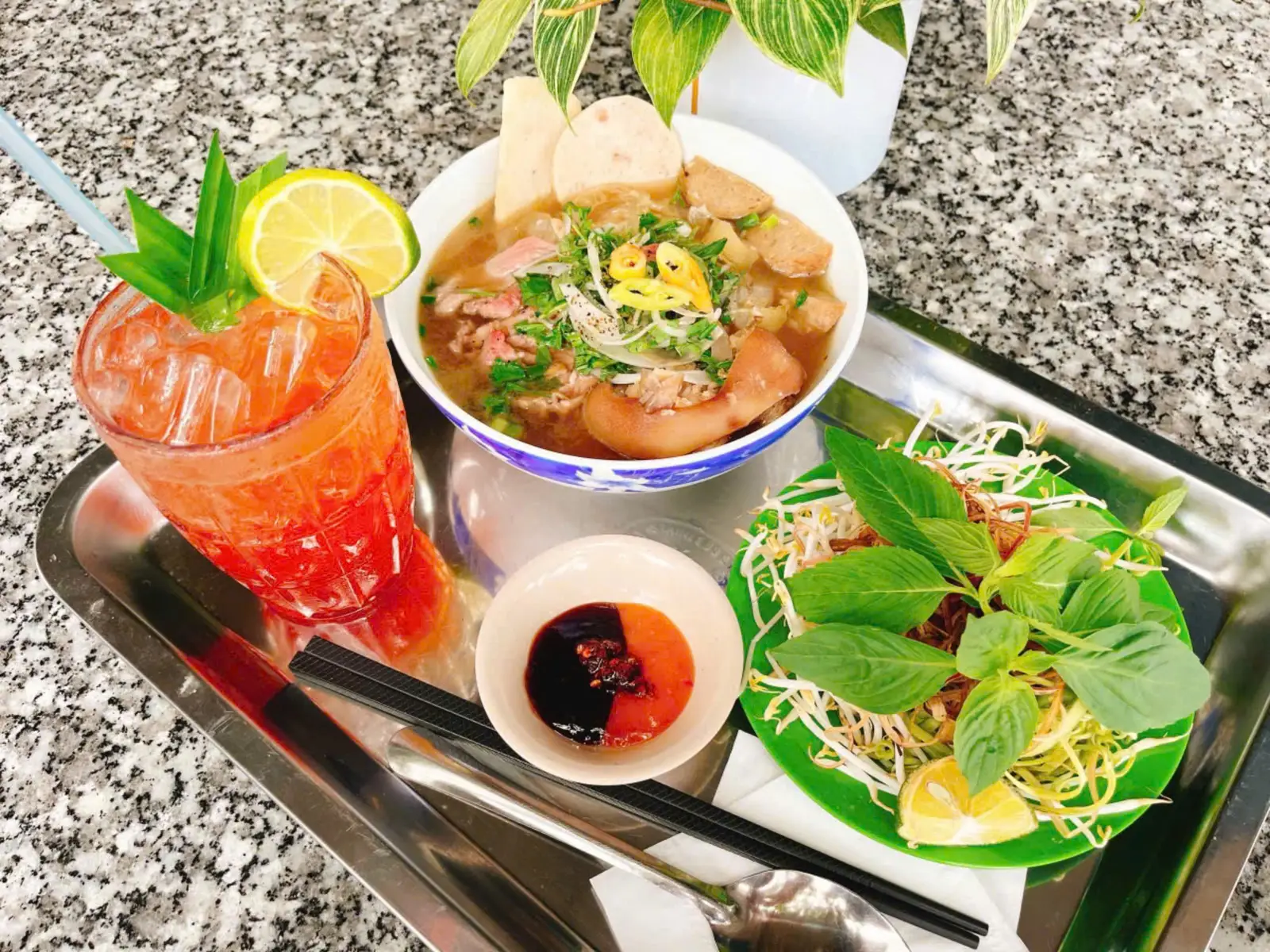 Hình ảnh Bún bò