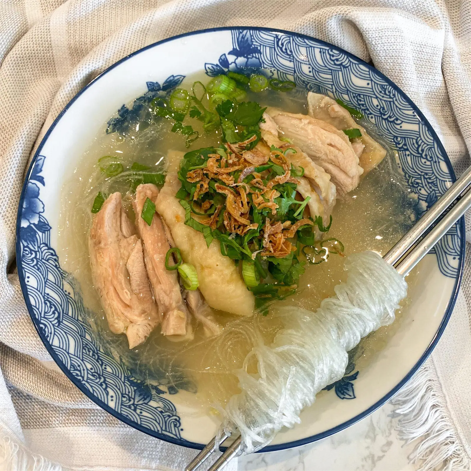 Hình ảnh Miến Phở Gà 43 Mạc Đĩnh Chi - Bà Huyện Thanh Quan