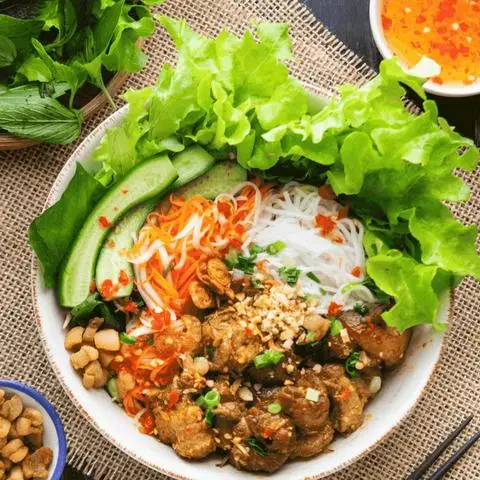 Hình ảnh Bún thịt nướng đặc biệt