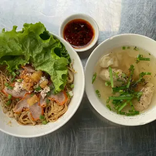 Hình ảnh Mì sủi cảo xá xíu