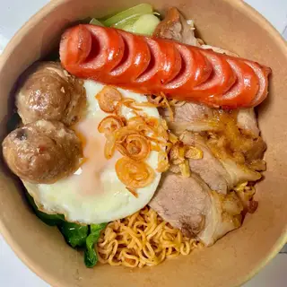 Hình ảnh Mì trộn đặc biệt