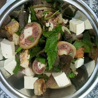 Hình ảnh Lẩu bò