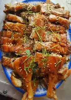 Hình ảnh Vịt quay thảo mộc
