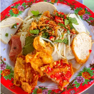 Hình ảnh Bánh ướt nem chả bánh tôm