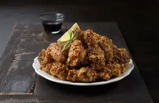 Hình ảnh Gà rán sốt nước tương