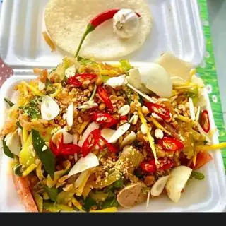 Hình ảnh Tré trộn đặc biệt siêu ngon lớn kèm phồng tôm