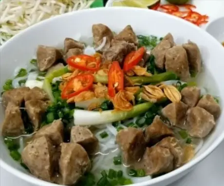 Hình ảnh Bún bò bò viên
