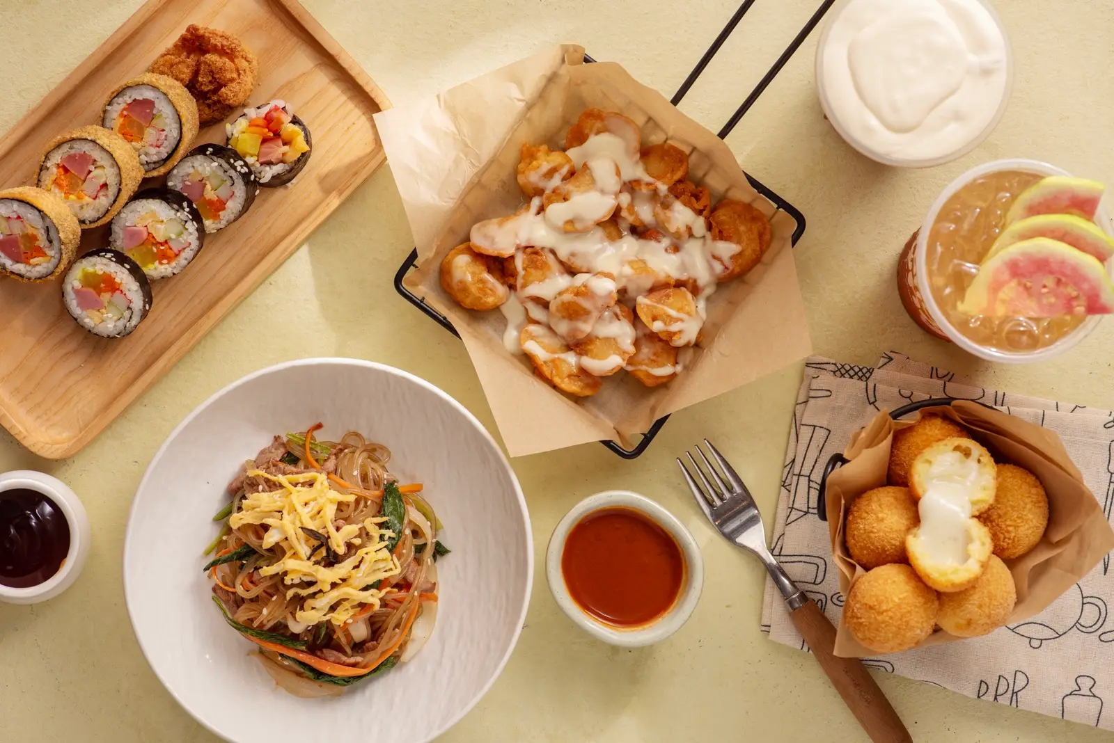 Hình ảnh Tung Tung Chicken Gang - Trà Sữa & Món Ăn Hàn Quốc - Trường Sa