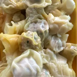 Hình ảnh Hoành thánh giò heo