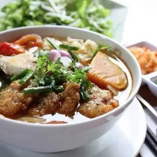 Hình ảnh Bún chả cá đặc biệt