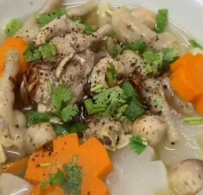 Hình ảnh Nui thập cẩm Tôm