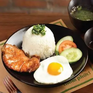 Hình ảnh Cơm Tấm Sườn + Bì + opla