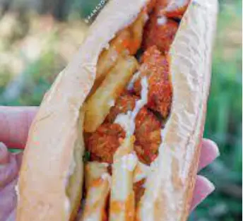 Hình ảnh Bánh mì trứng khoai