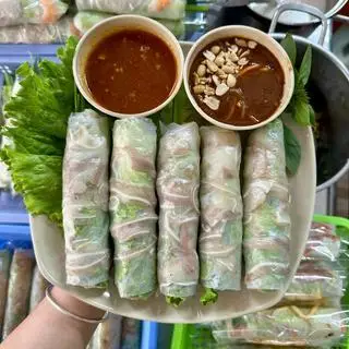 Hình ảnh Gỏi cuốn tai heo