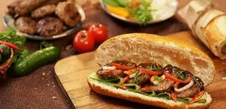 Hình ảnh Bánh mì thịt khìa