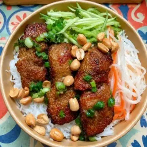 Hình ảnh Nữu Food - Bún Thịt Nướng Kiểu Thái, Bún Chả Giò - Hồ Xuân Hương