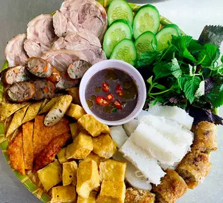 Hình ảnh Bún đậu đầy đủ