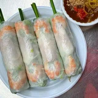 Hình ảnh Gỏi cuốn thịt luộc