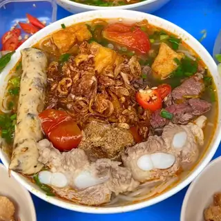Hình ảnh Bún riêu bò giò mọc