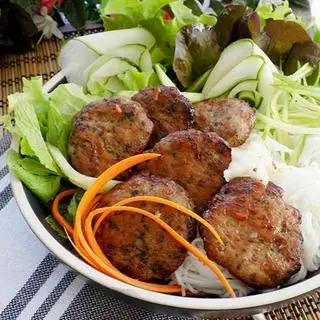 Hình ảnh Bún chả thịt viên