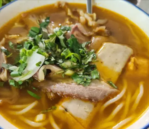Hình ảnh Bún tái chả