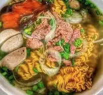 Hình ảnh Mỳ bò thập cẩm