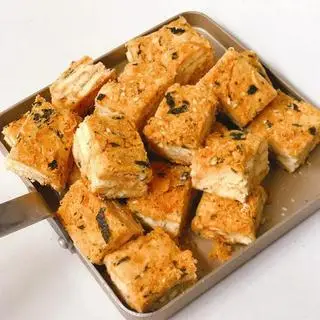Hình ảnh Bánh bông tuyết chà bông rong biển