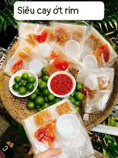 Hình ảnh Bánh tráng siêu cay ớt rim