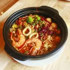Hình ảnh Mì cay hải sản