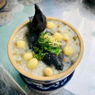 Hình ảnh Gà ác cháo đậu xanh