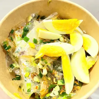 Hình ảnh Bánh tráng phơi sương mỡ hành