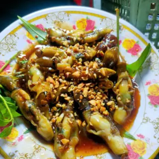 Hình ảnh Ốc móng tay xào sa tế