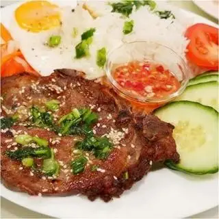 Hình ảnh Cơm sườn nướng - trứng - canh