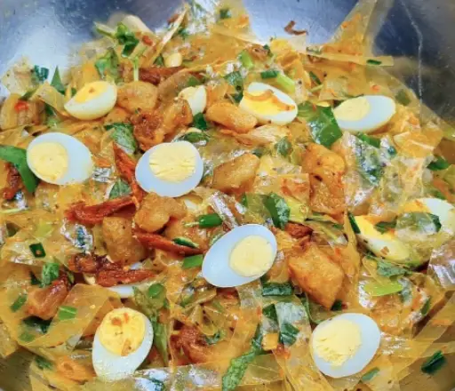 Hình ảnh Bánh tráng phơi sương trộn tóp mỡ