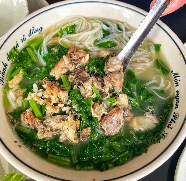 Hình ảnh Canh bánh đa cá rô đồng