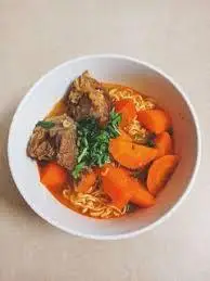 Hình ảnh Mì gói bò kho