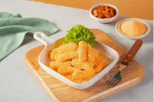 Hình ảnh Tokbukki chiên lắc phomai