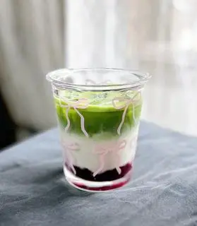Hình ảnh Matcha việt quất