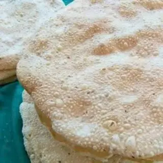 Hình ảnh Bánh tráng giòn rụm (1 cái)