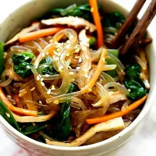 Hình ảnh Miến trộn Hàn Quốc