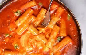 Hình ảnh Tokbokki truyền thống phô mai